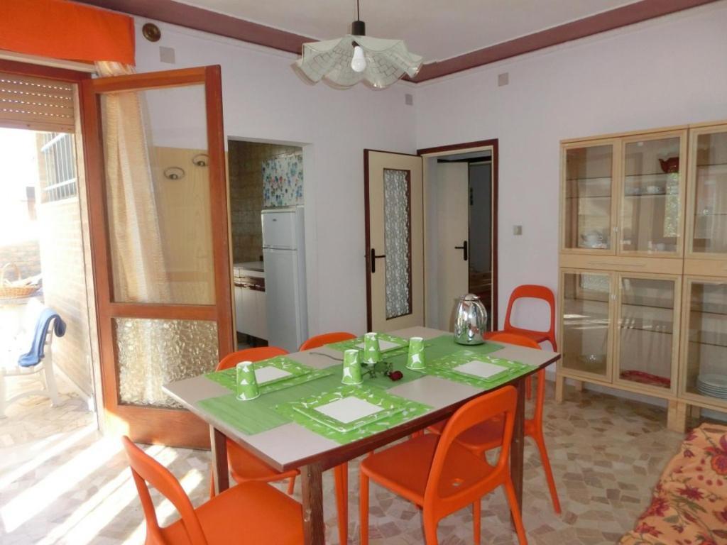 Beautiful Flat 250m From The For 8 Guests Bibione